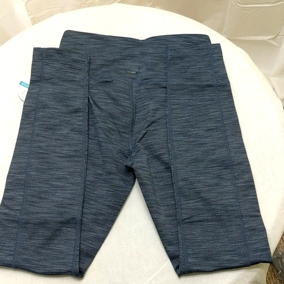 Mondetta Jacquard Leggings. Various sizes - Picture 4 of 7